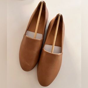 Dansko Larisa Burnished Napa Tan flats